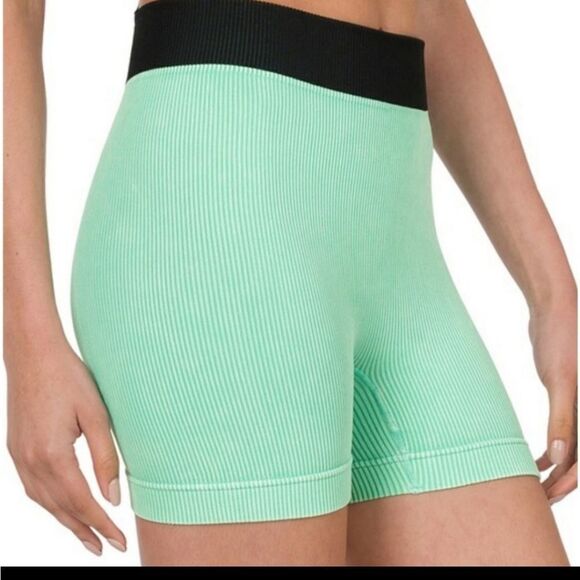 Zenana Ribbed Bicolor Shorts - Picture 1 of 4